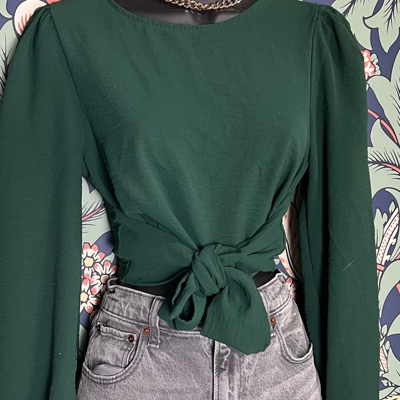 Green long sleeve crop blouse - Picture 2 of 5